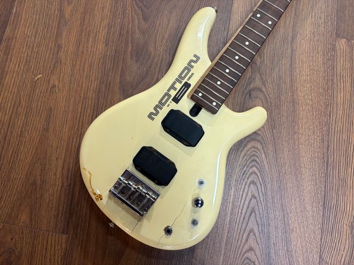 Yamaha Motion B III Bass 1980's PROJECT