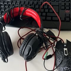 Gaming keyboard, headset & mouse