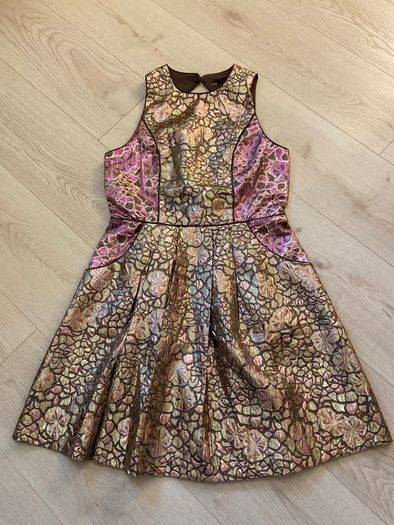 Stunning Metallic Dress Size 10