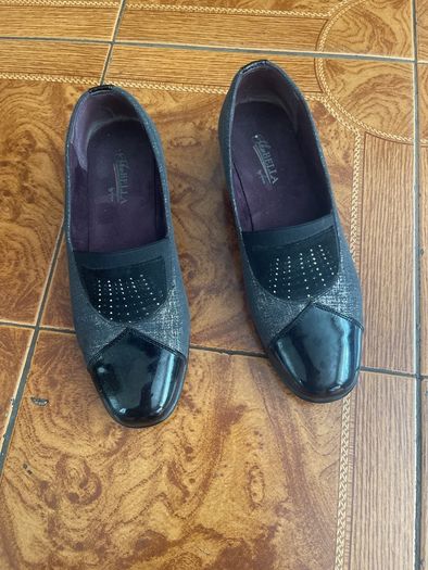 ladies shoes