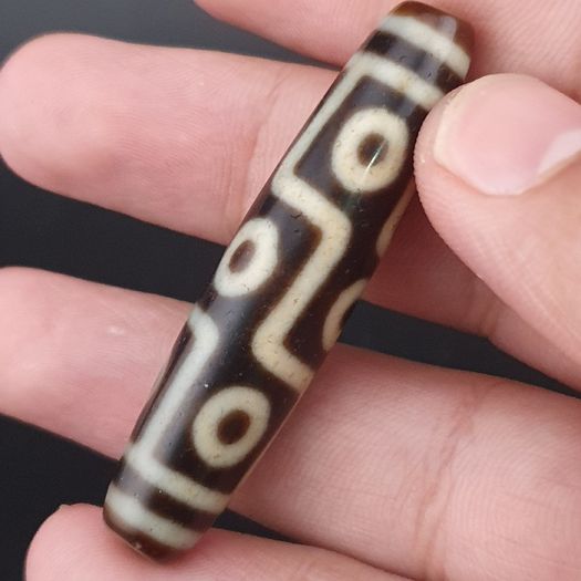 Antique Himalayan 9 Eyes Agate Dzi Bead Amulet