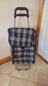 Wheel shopping trolley