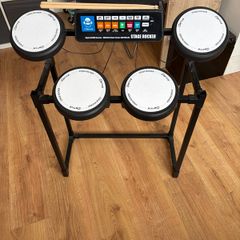 Drum set