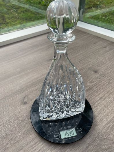 Heavy Cut Crystal Glass Decanter with Ball Stopper, 29cm, 1.63kg