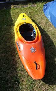 Kayak Pyranha InaZone