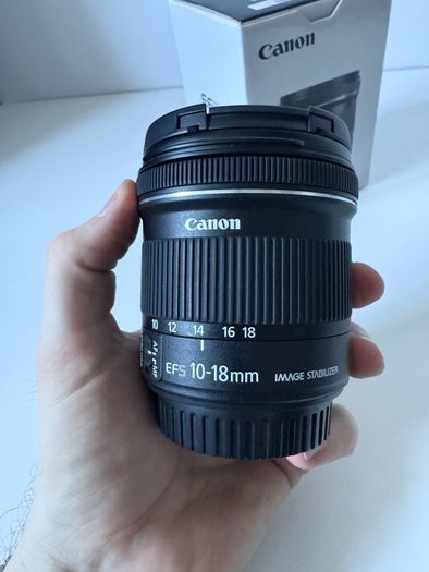 Canon EF-S 10-18mm f/4.5-5.6 IS STM Lens Excellent Condition