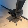 office task chair Image 3
