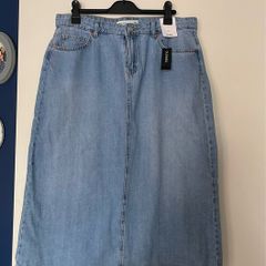 Denim midi skirt