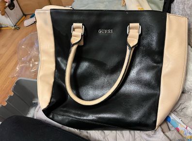 Guess leather shoulder bag