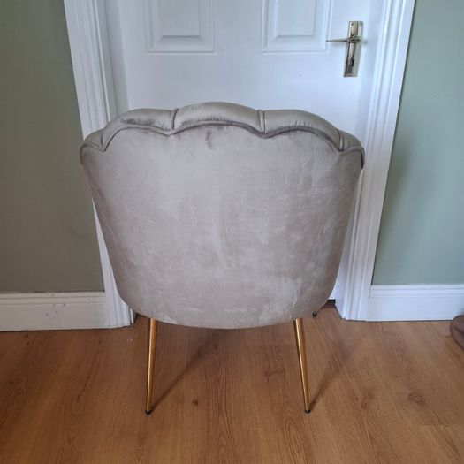 Velvet Chair