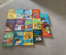Horrid Henry books x 14.