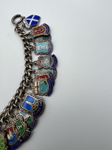 Vintage Sterling Silver Travel Shield Place Name Souvenir Charm Bracelet - 33 Charms from UK and Europe - Approx 55g