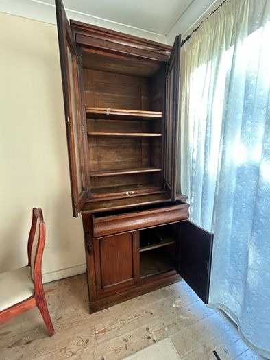 Old dresser