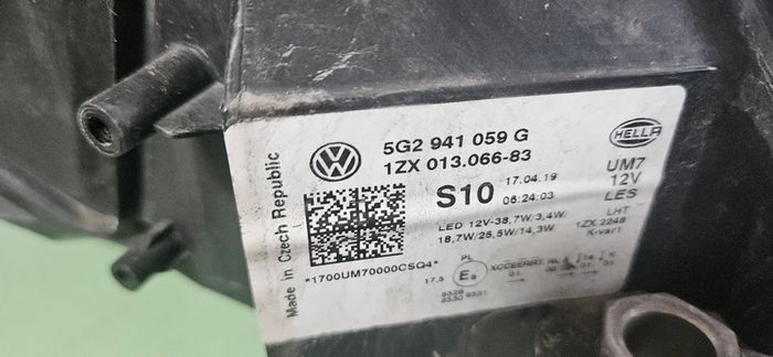 Vw golf Headlights L/H