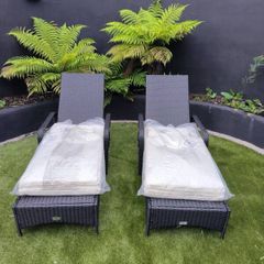 sun loungers