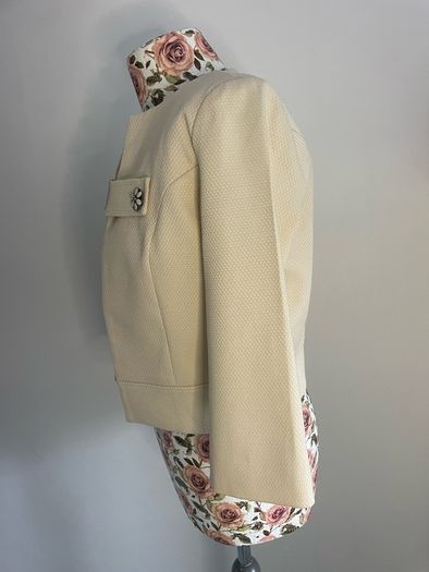 jacket Bnwt darling brand size  8