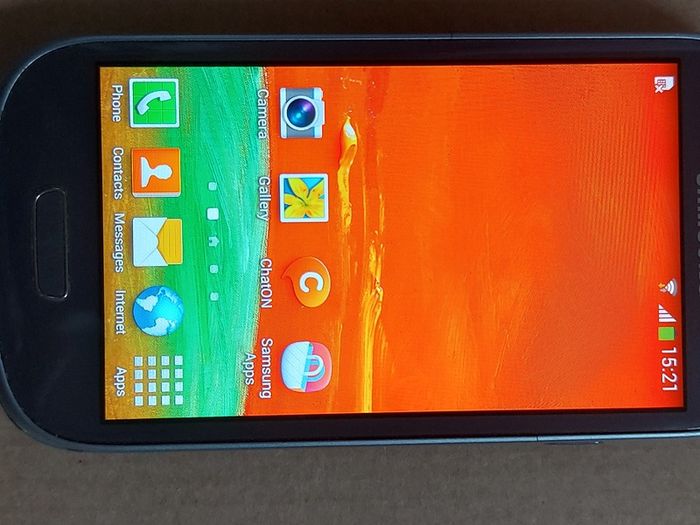 Samsung Galaxy SIII, Model GT-I8200N, 8GB, in excellent condition
