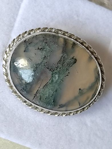 Vintage sterling silver moss agate brooch