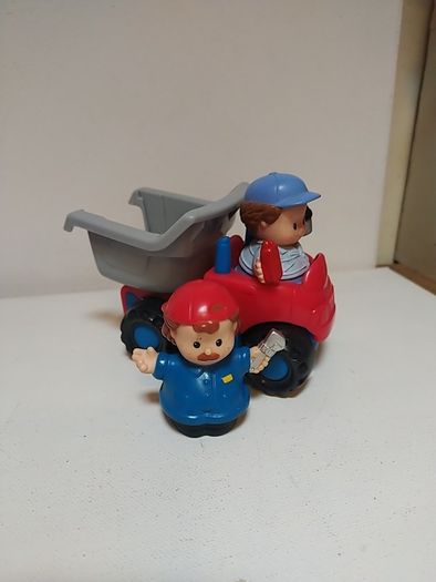 Fisher Price Little People Vintage Dump Truck & Figures