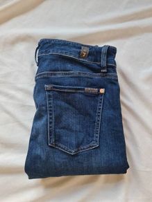 7 forallmankind Skinny jeans Size 29/27 zip fly in excellent condition