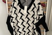 jumper nwt exquiss's brand freesize over sized jumper with side slits black &amp; cream