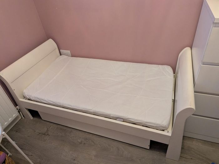 Mama and Papa Cot Bed