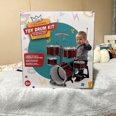 Brand New Jnr. Rockstar 7 Piece Toy Drum Kit with Stool (Red)