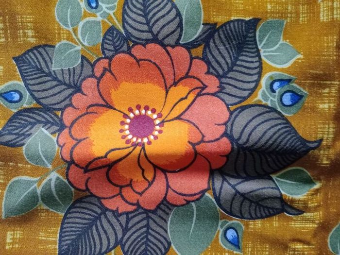 vintage fabric, screen printed fabric