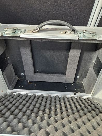 Flight case clear out pt.5
