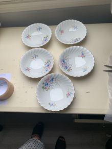 Myott China bowls x 5 & 2 plates