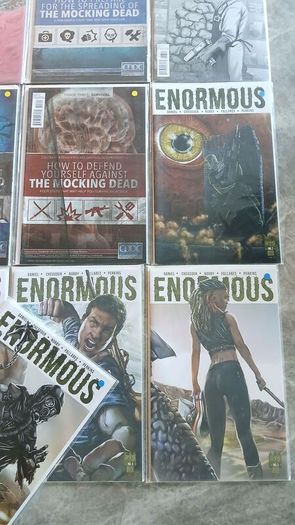 Horror comics mix bundle/joblot 25 issues