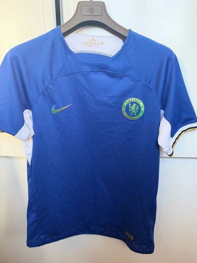 Chelsea 23/24 Home Shirt Medium