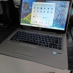 Hp elitebook i7-ssd- touchscreen