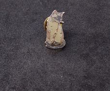 Siamese Cat Themed , Vintage Pin Badge