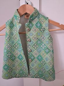 Kids vest