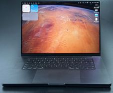MacBook Pro M4 48GB 512GB SSD 16 inch 3 Months Warranty - new condition