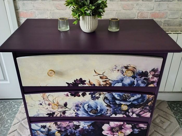 Chest of drawers and matching lockers