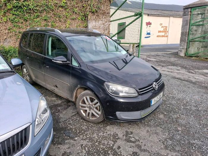 2011 Vw Touran breaking for parts