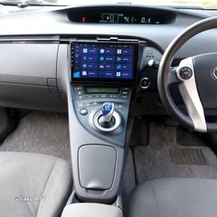 Toyota Prius 2011