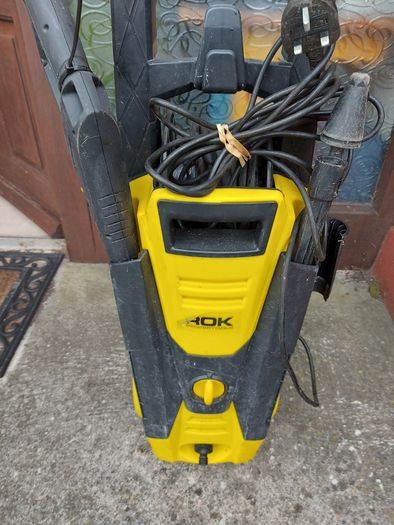 ROK Powertools Powerwasher, 2000W IP x 5, Rated Pressure 10MPa, 5.5l per min, working great and in excellent condition