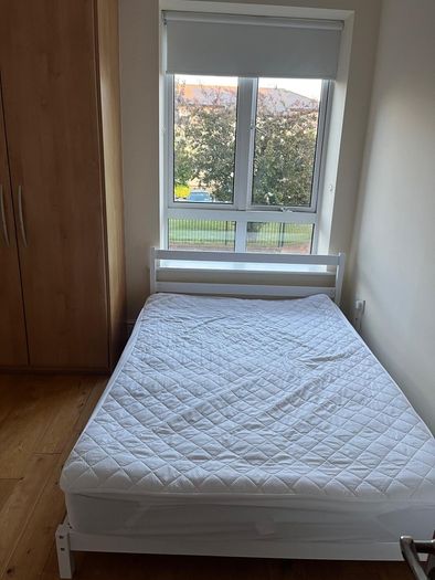 Double Bed