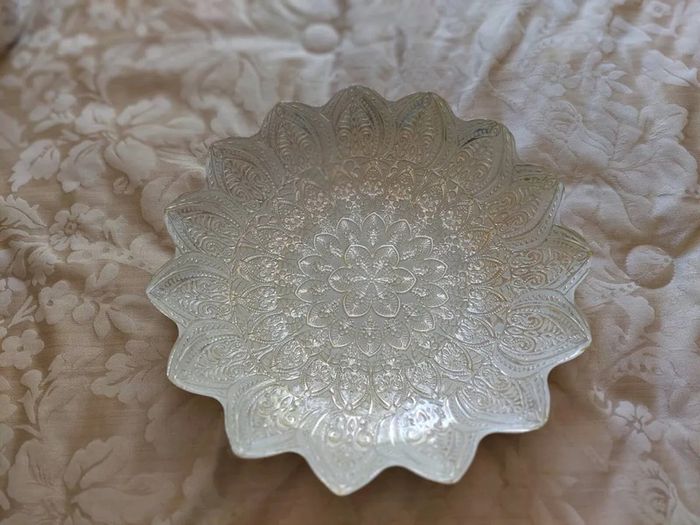 Metallic Glazed Pearl Centrepiece Bowl