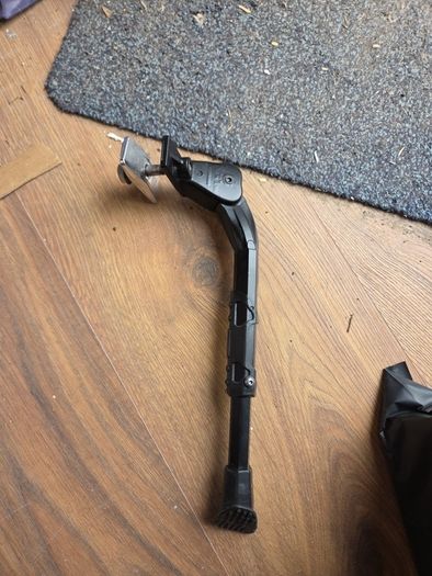 Ursula King Evo bike kickstand