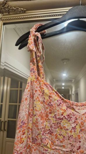 Gorgeous floral sun dress