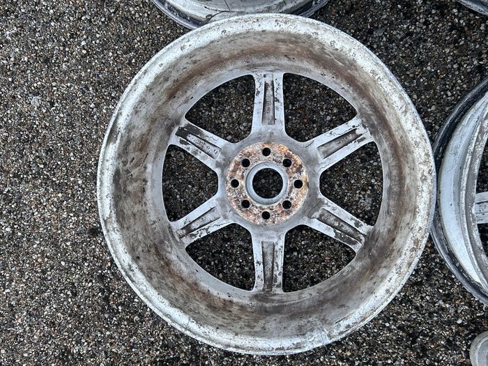 4 stud alloys