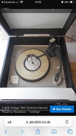 Vintage  Monarch Record Player