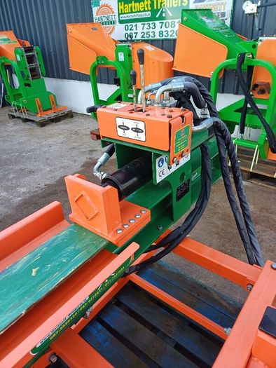 25 Ton Tractor Log Splitter