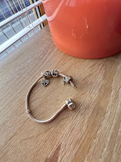 Original Pandora S925 ALE Silver Bracelet with Charms