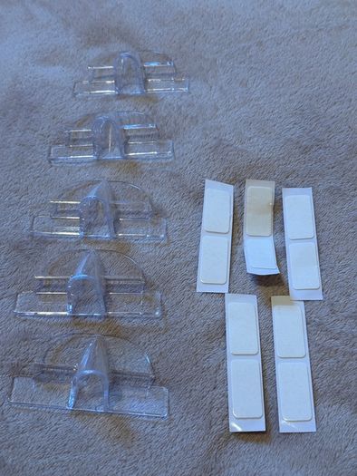 Eyeglasses holder
