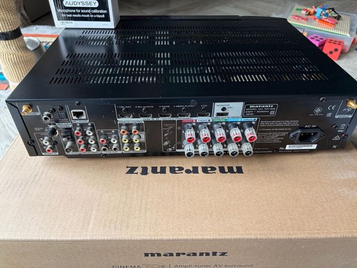 Marantz NR1509 slimline AVR